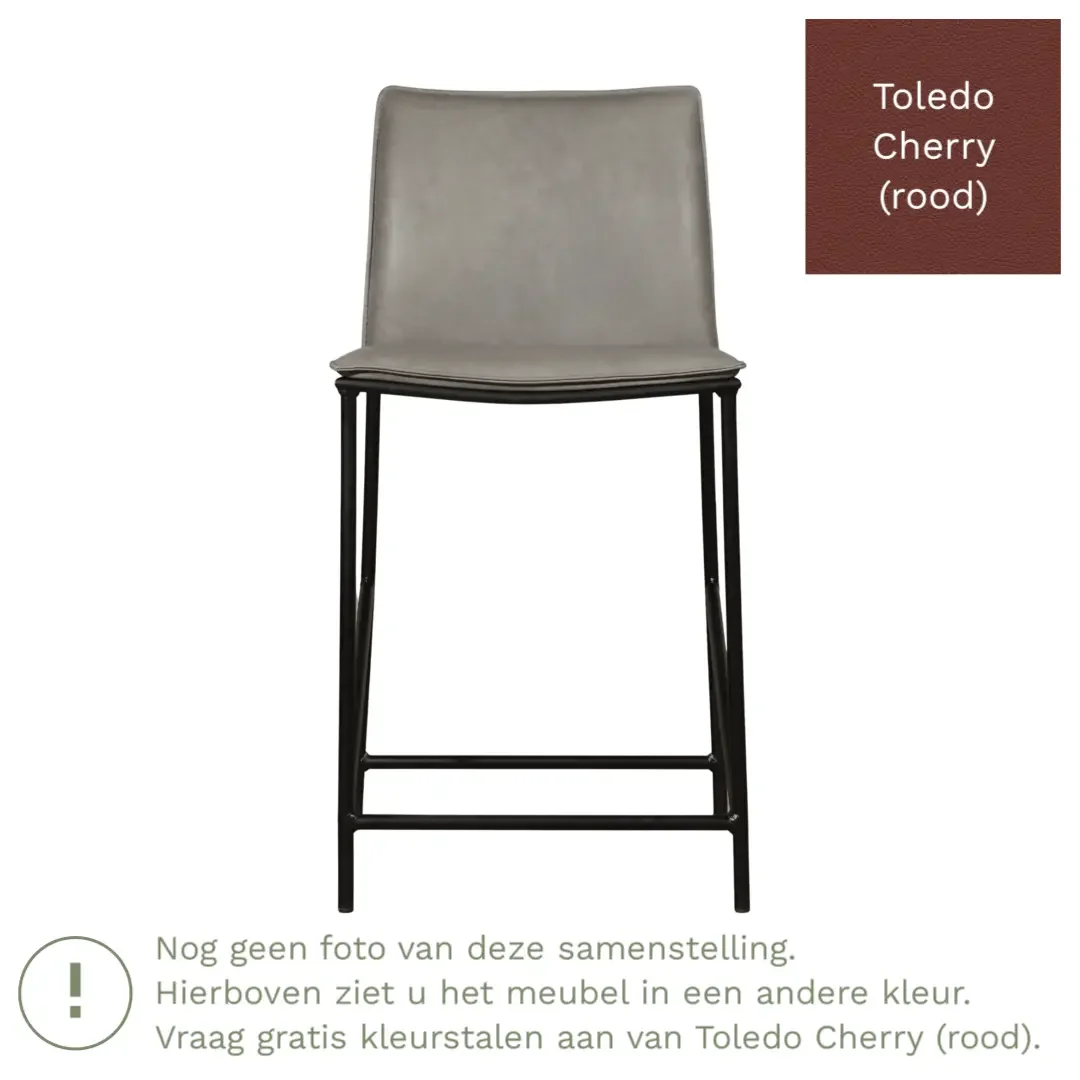 afbeelding van Leren barkruk laag Favor - Toledo Cherry (rood) - poten staal rond zwart